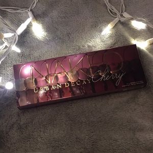 Naked Cherry Palette